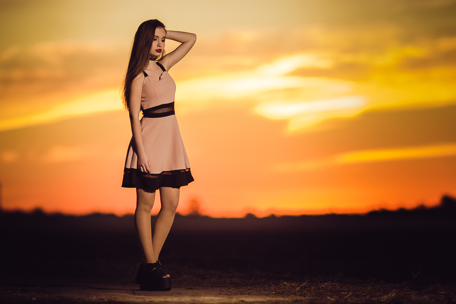 book 15 años mili, sesion en exteriores, funxv, fotografias de 15 años realizadas por marcelo genetti en rosario, funes. 