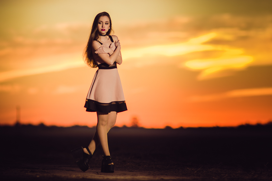 book 15 años mili, sesion en exteriores, funxv, fotografias de 15 años realizadas por marcelo genetti en rosario, funes. 