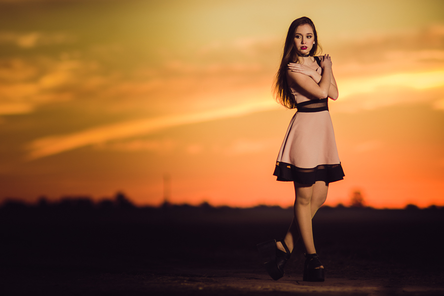 book 15 años mili, sesion en exteriores, funxv, fotografias de 15 años realizadas por marcelo genetti en rosario, funes. 