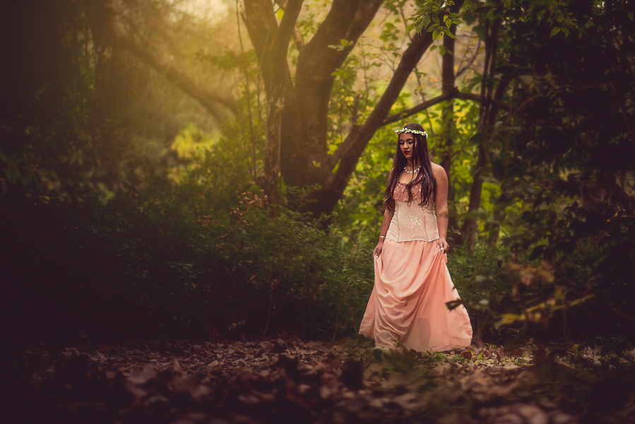 Un increible book de 15 años para el fotolibro de Jazmin, Recorrimos varios pueblos y locaciones. Realizado por funxv fotografia y video de 15 años. Marcelo Genetti, funes, rosario.