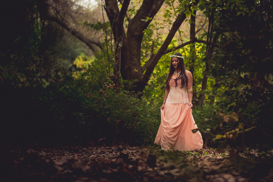 Un increible book de 15 años para el fotolibro de Jazmin, Recorrimos varios pueblos y locaciones. Realizado por funxv fotografia y video de 15 años. Marcelo Genetti, funes, rosario.