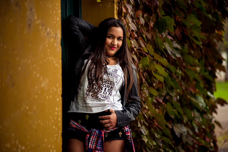 Un increible book de 15 años para el fotolibro de Jazmin, Recorrimos varios pueblos y locaciones. Realizado por funxv fotografia y video de 15 años. Marcelo Genetti, funes, rosario.