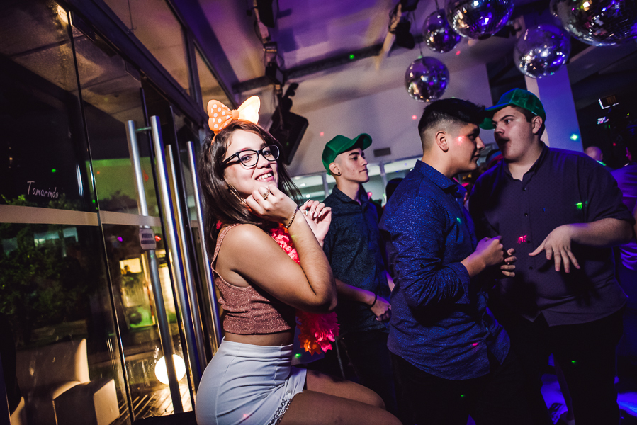 estudio de fotografia 15 años agustina en salon de fiesta tamarindo de rosario