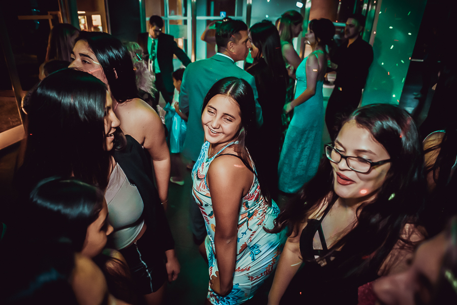 Fiesta 15 años agustina en salon de fiesta tamarindo de rosario