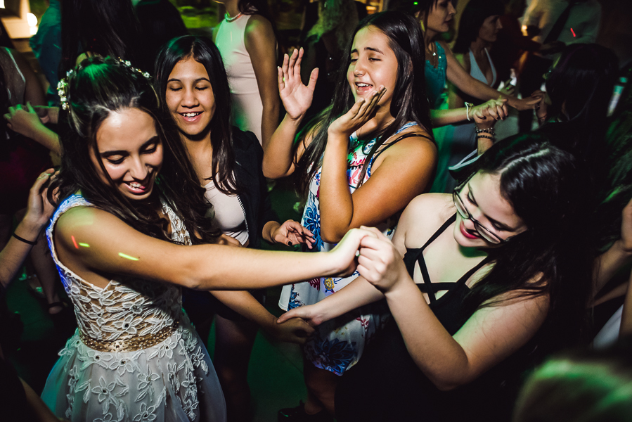 Fiesta 15 años foto y video agustina en salon de fiesta tamarindo de rosario