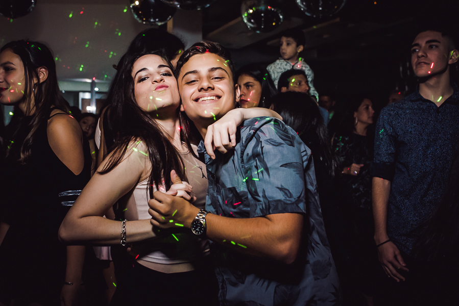 fotografo y video de 15 años agustina en salon de fiesta tamarindo de rosario