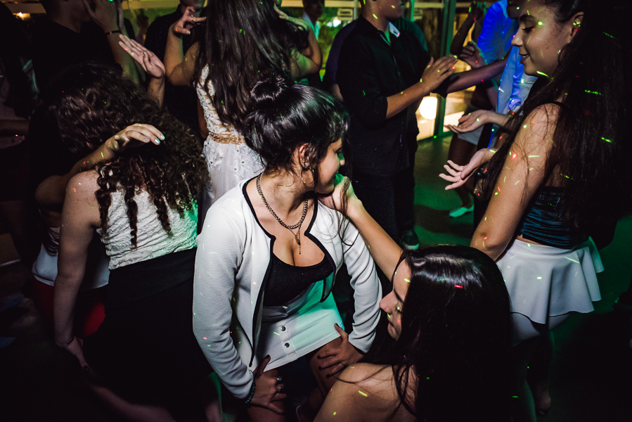 fotografo y video de 15 años agustina en salon de fiesta tamarindo de rosario