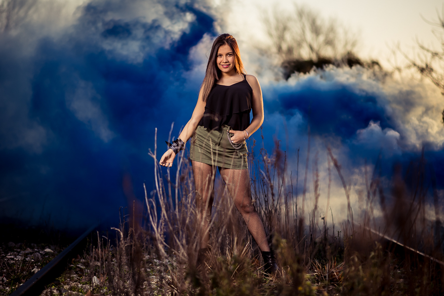 fotografo en rosario, book 15 años, sesion de fotos, fotos en vias de tren
