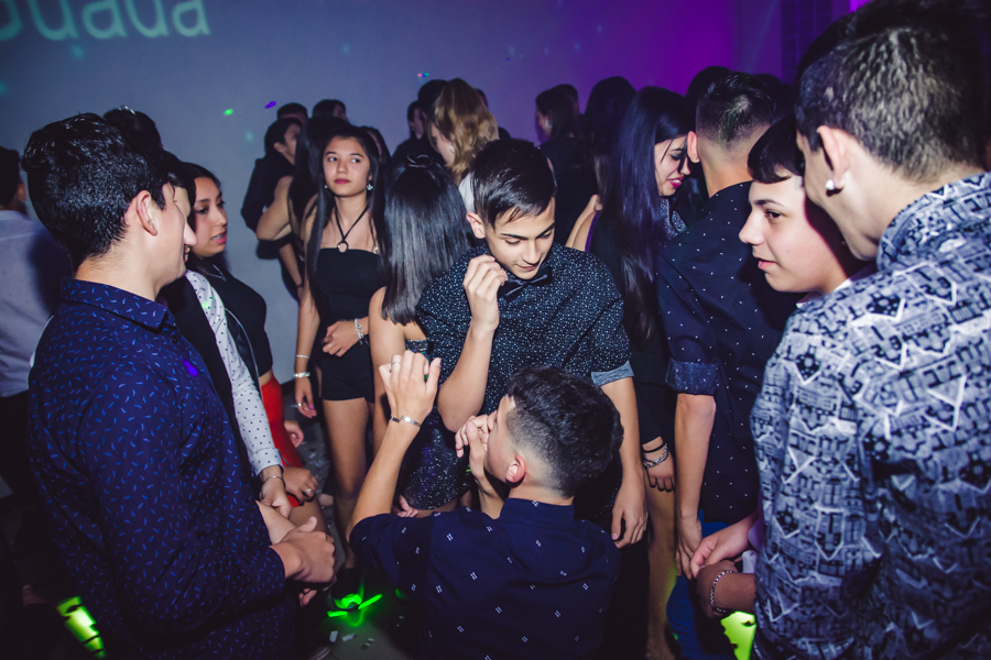 fiesta de 15, fotografo en rosario, salon victorian center