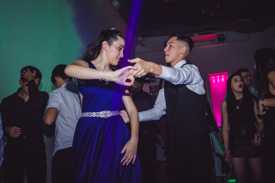 fiesta de 15, fotografo en rosario, salon victorian center