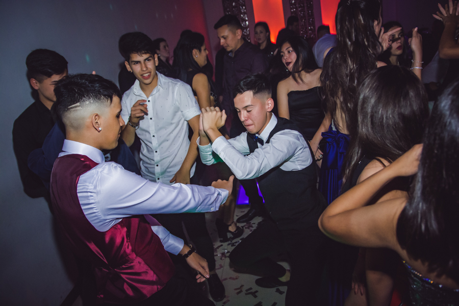 fiesta de 15, fotografo en rosario, salon victorian center