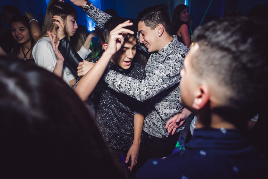 fiesta de 15, fotografo en rosario, salon victorian center