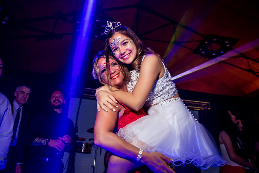 fiesta 15 años en salon parada uno