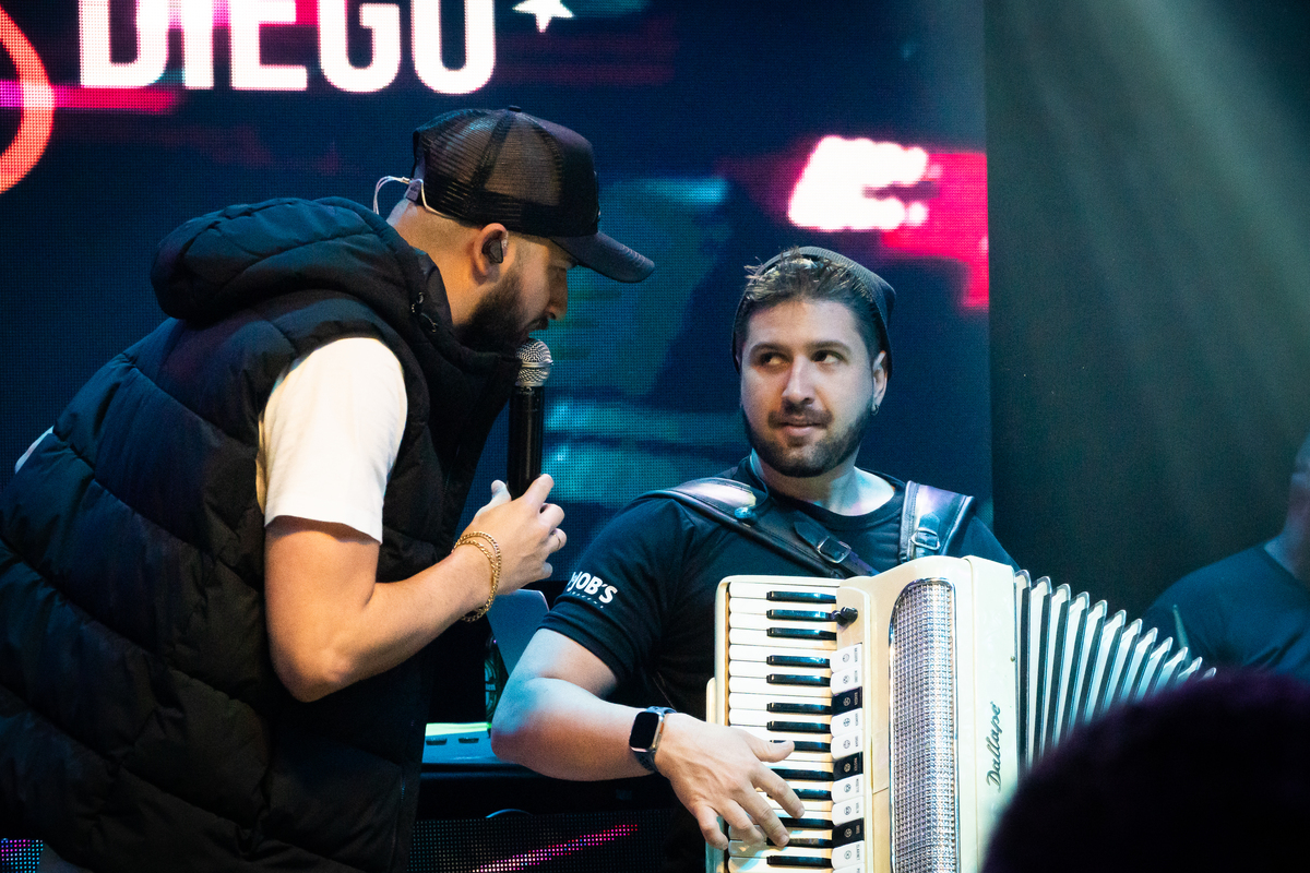 ze-lopes-e-diego-pocket-show-ao-vivo-com-banda