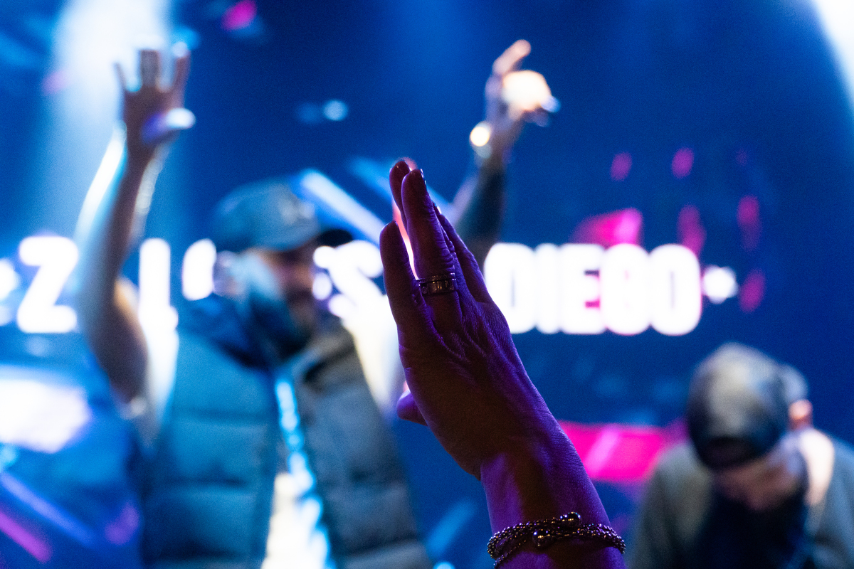 ze-lopes-e-diego-pocket-show-ao-vivo-com-banda