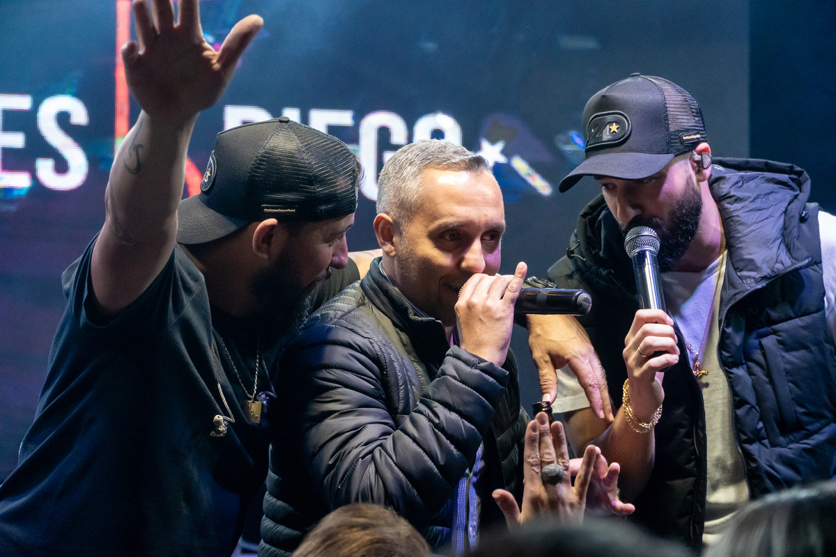 ze-lopes-e-diego-pocket-show-ao-vivo-com-banda