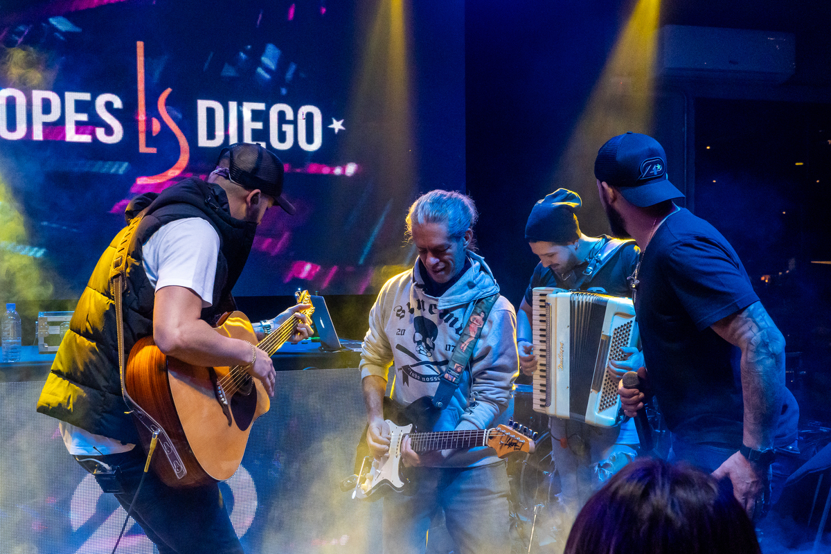 ze-lopes-e-diego-pocket-show-ao-vivo-com-banda