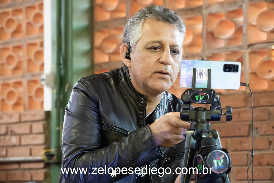 pocket-show-com-ze-lopes-e-diego-na-feijoada-do-caeme-em-barrinha-sao-paulo