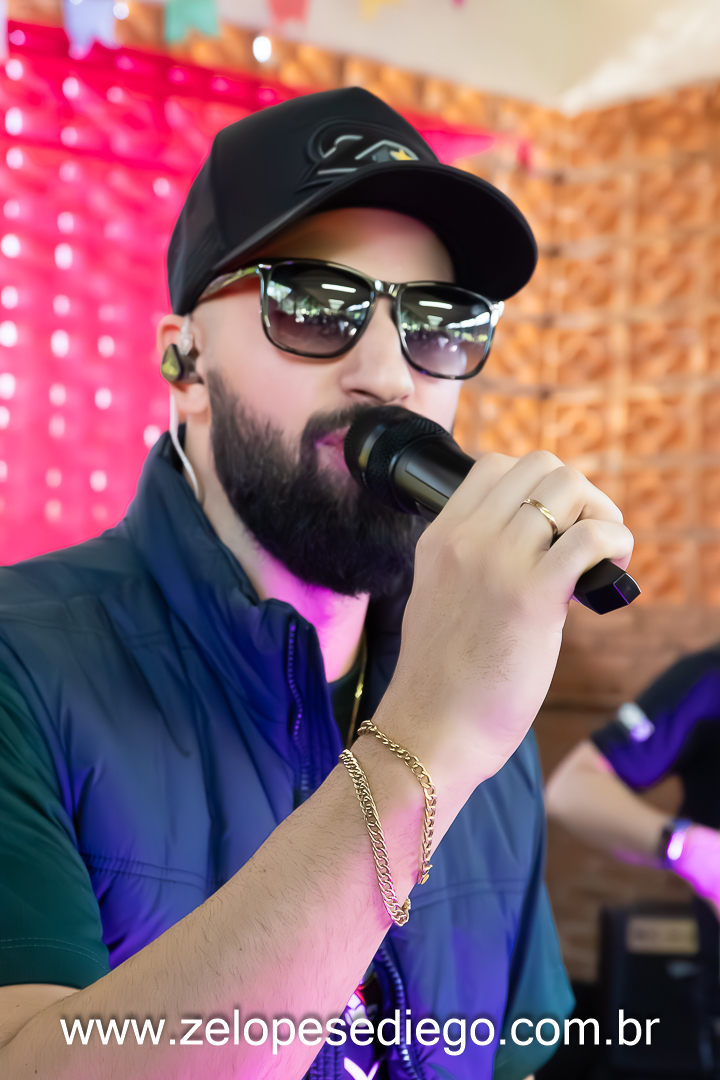 pocket-show-com-ze-lopes-e-diego-na-feijoada-do-caeme-em-barrinha-sao-paulo