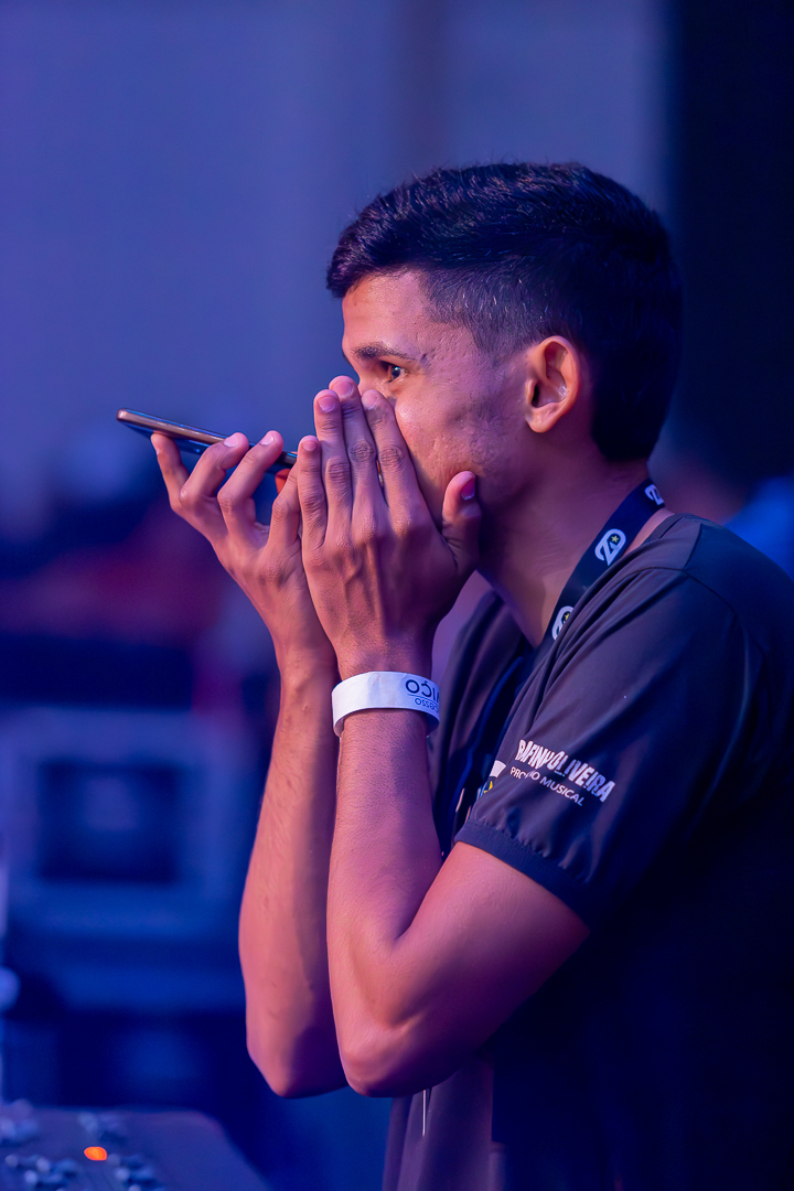 show-com-banda-na-feijoada-da-tuka-no-palco-360