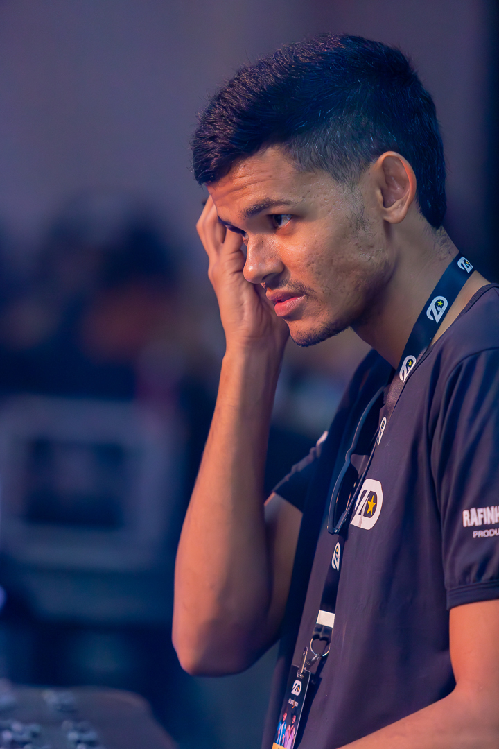 show-com-banda-na-feijoada-da-tuka-no-palco-360