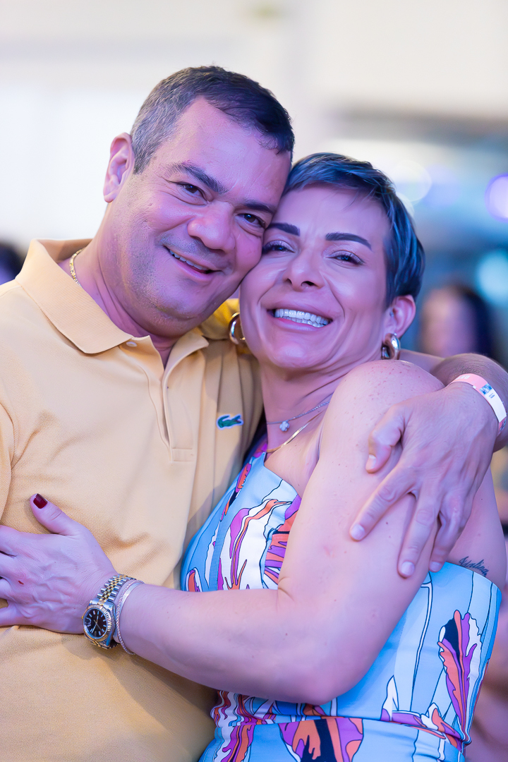 show-com-banda-na-feijoada-da-tuka-no-palco-360