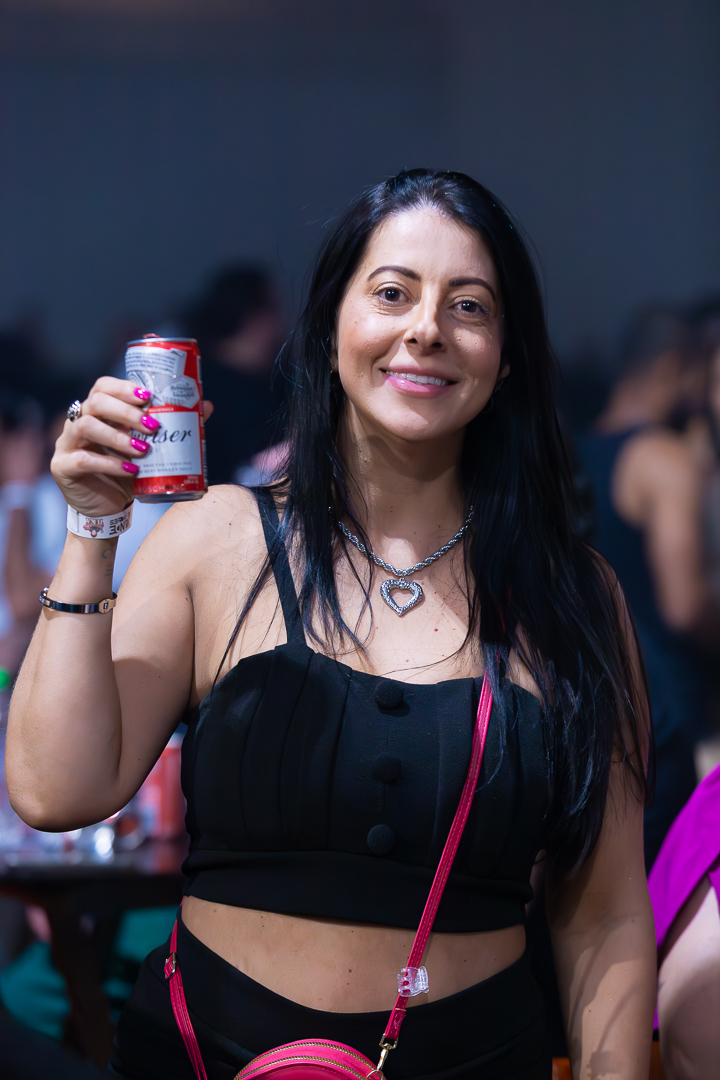 show-com-banda-na-feijoada-da-tuka-no-palco-360