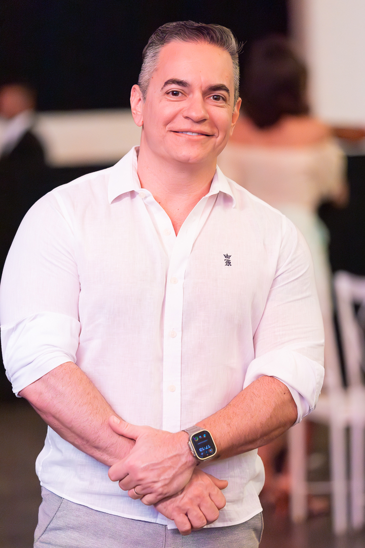 show-com-banda-na-feijoada-da-tuka-no-palco-360