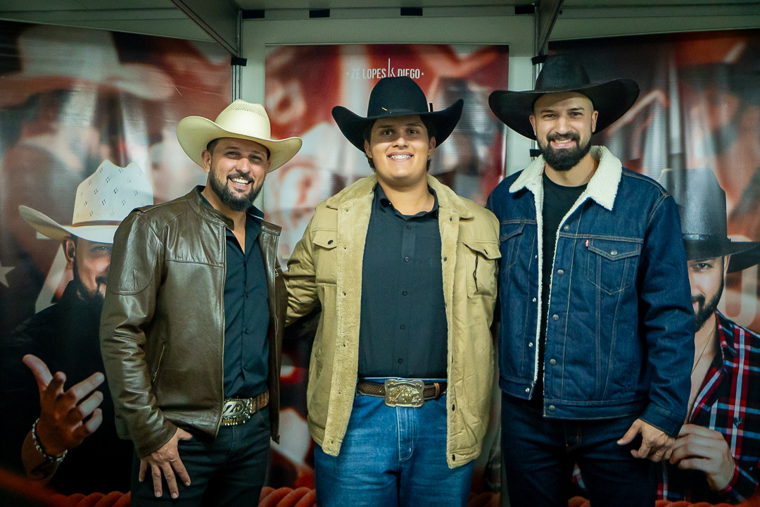 ze-lopes-diego-sertaozinho-rodeio-fest-2026-fotos