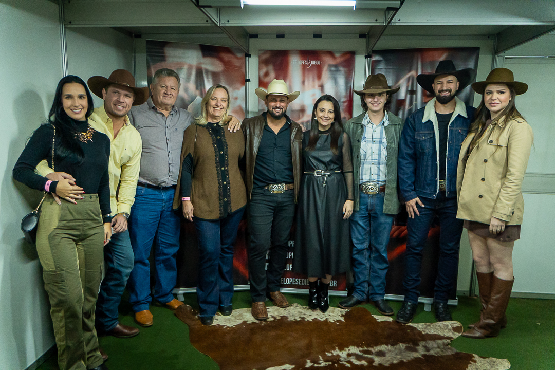 ze-lopes-diego-sertaozinho-rodeio-fest-2026-fotos