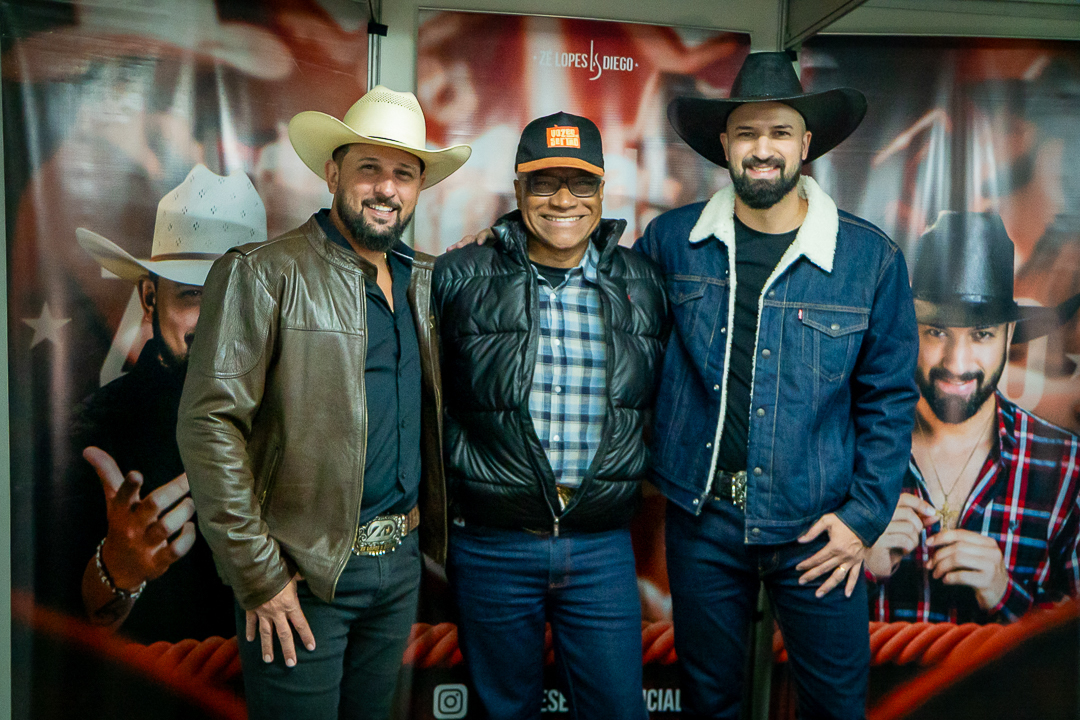 ze-lopes-diego-sertaozinho-rodeio-fest-2026-fotos