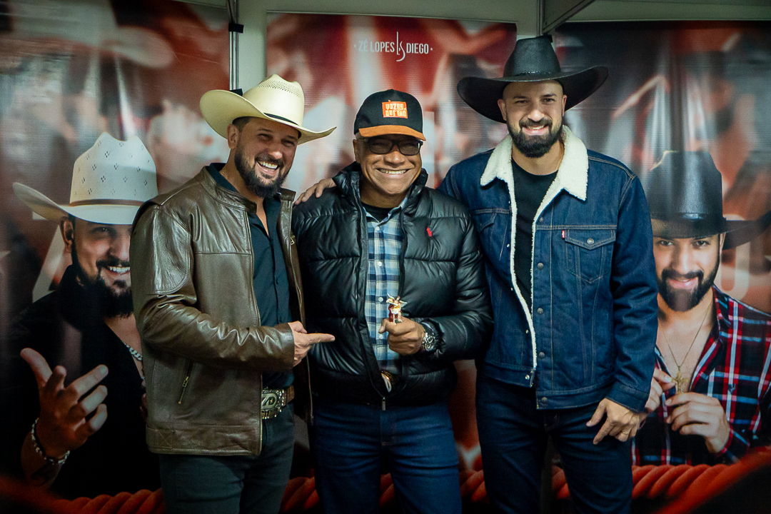 ze-lopes-diego-sertaozinho-rodeio-fest-2026-fotos