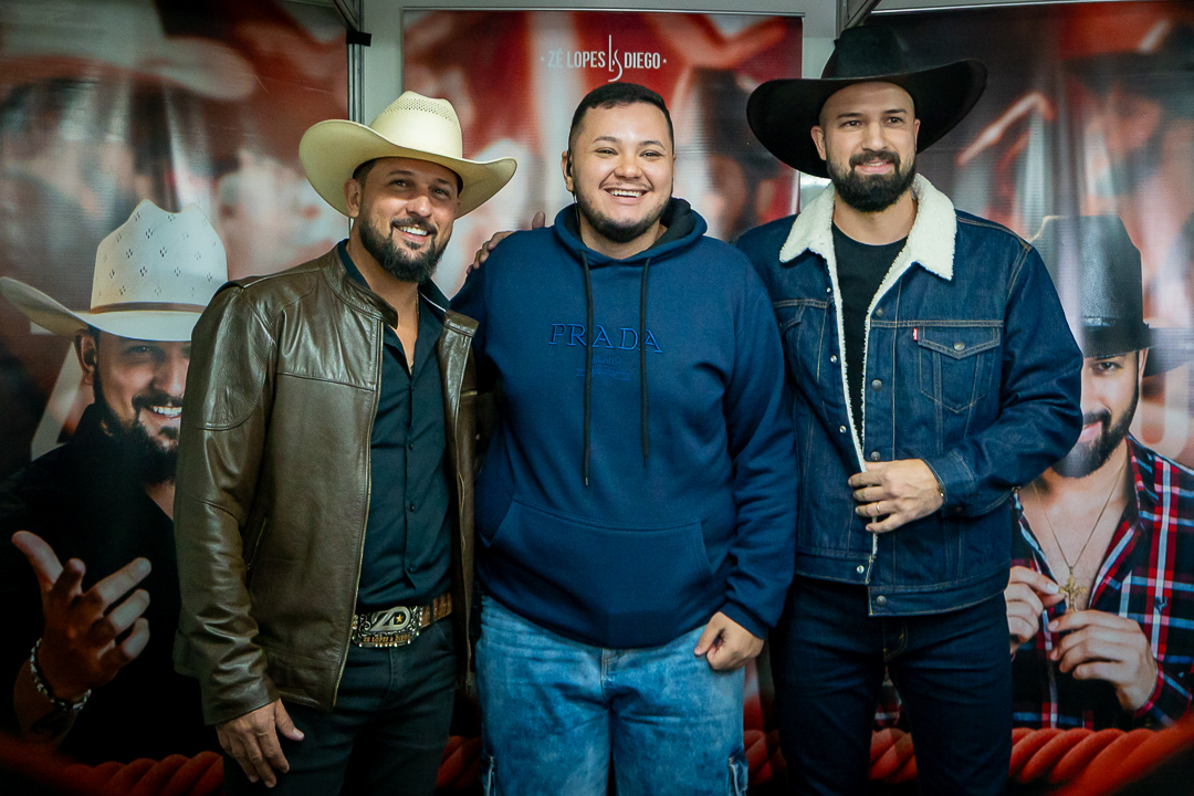 ze-lopes-diego-sertaozinho-rodeio-fest-2026-fotos