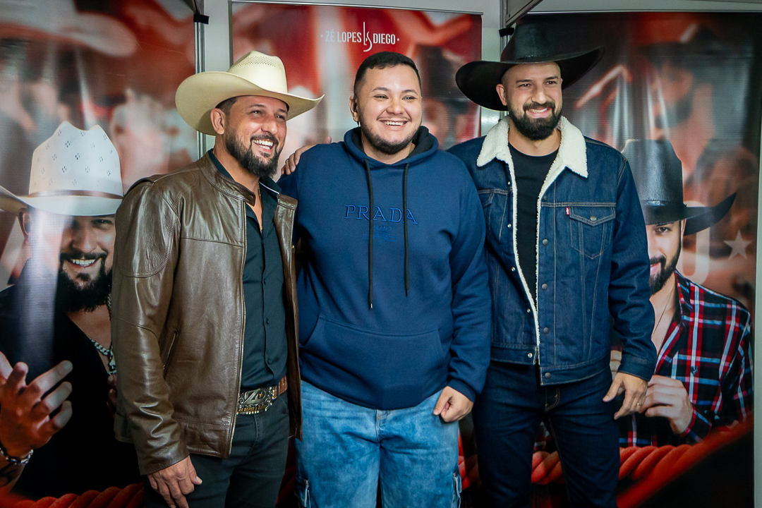 ze-lopes-diego-sertaozinho-rodeio-fest-2026-fotos