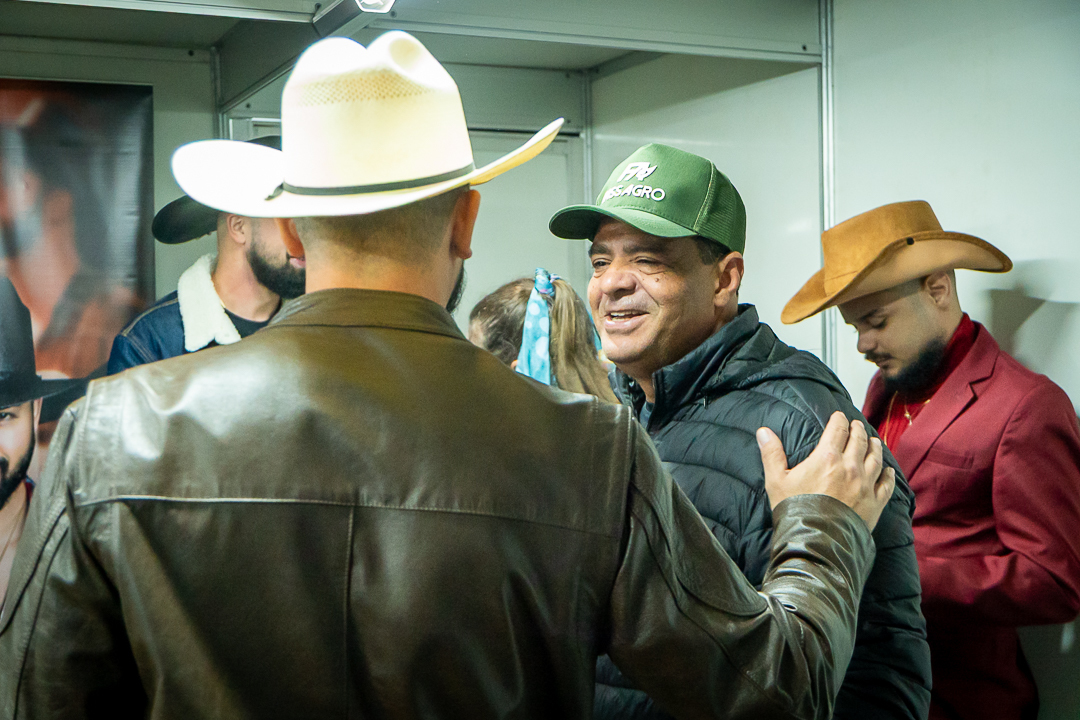 ze-lopes-diego-sertaozinho-rodeio-fest-2026-fotos