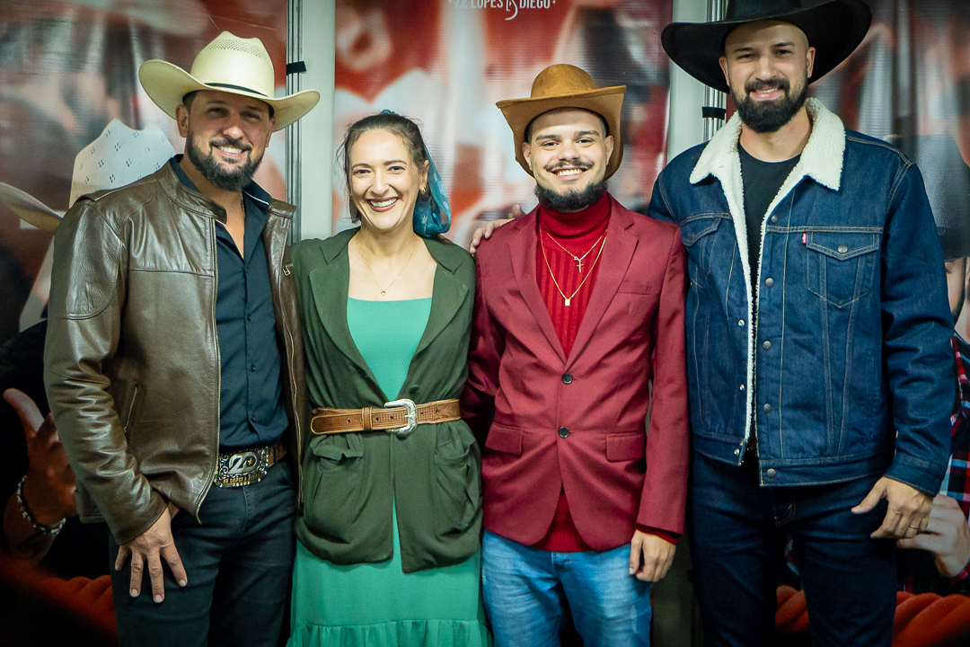 ze-lopes-diego-sertaozinho-rodeio-fest-2026-fotos