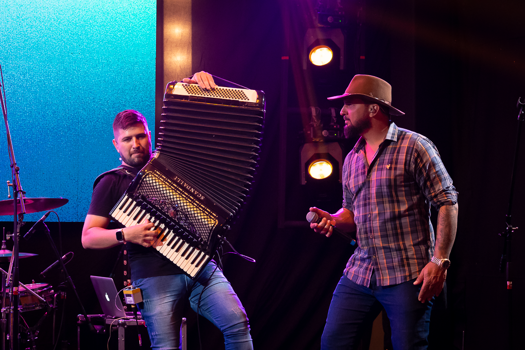 Show-Com-Banda-Ao-Vivo-Corporativo-Ze-Lopes-E-Diego-Koppert-Piracicaba-São-Paulo