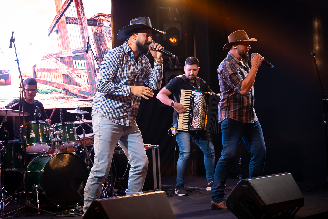 Show-Com-Banda-Ao-Vivo-Corporativo-Ze-Lopes-E-Diego-Koppert-Piracicaba-São-Paulo