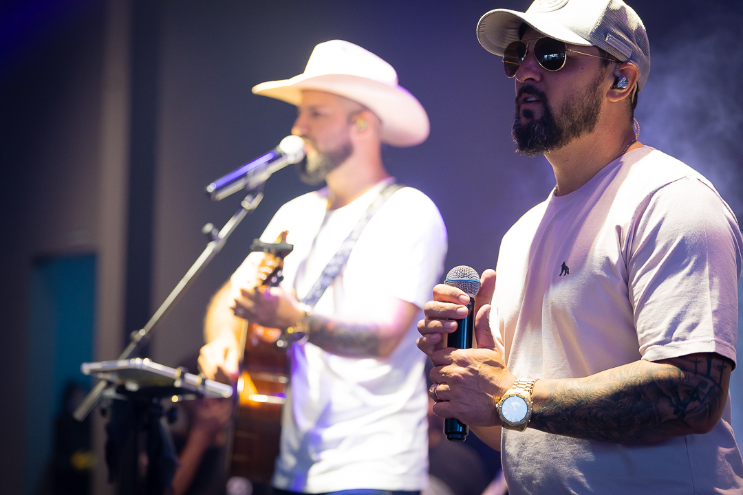 Show-Ao-Vivo-Com-Banda-Ze-Lopes-E-Diego-Evento-Corporativo-MultEngrenagens-Em-Sertaozinho-Sao-Paulo-Brasil