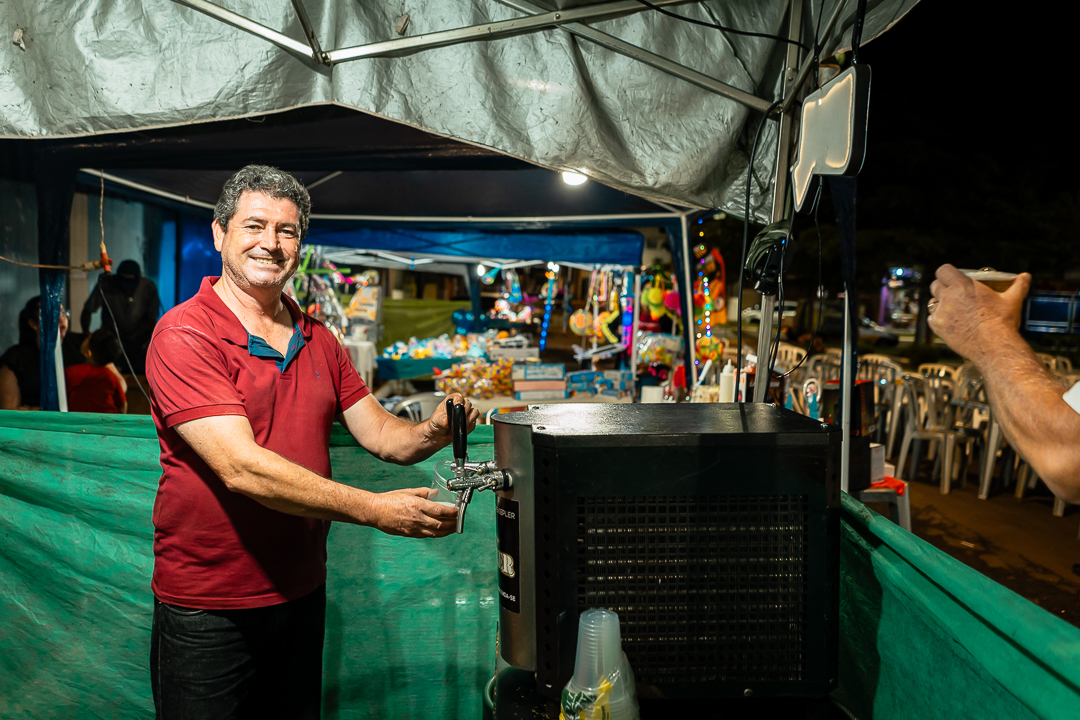 Festa boa também se faz com comida boa: estrutura completa para receber todas as famílias.