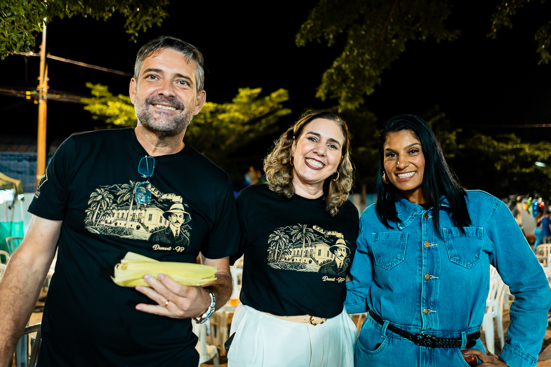 Sorrisos, abraços e muita música: Dumont mostrou como se celebra a Semana da Asa.