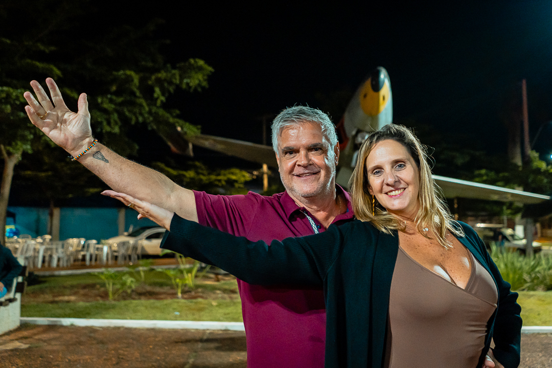Sorrisos, abraços e muita música: Dumont mostrou como se celebra a Semana da Asa.
