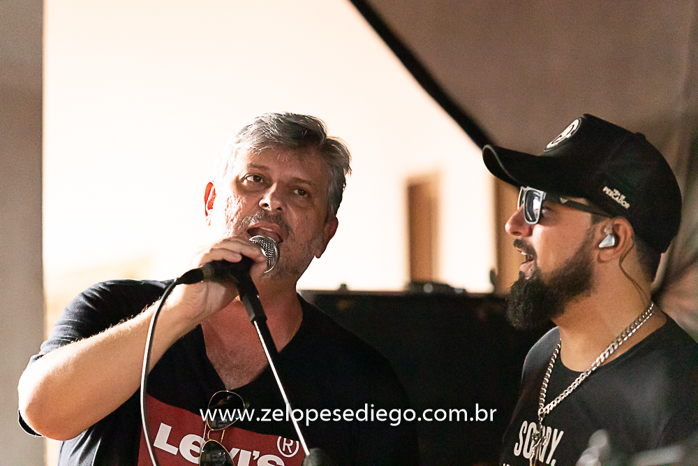 show-com-ze-lopes-e-diego-e-banda-na-confraternizacao-da-sorvetes-pimpinella-em-sertazinho-sp