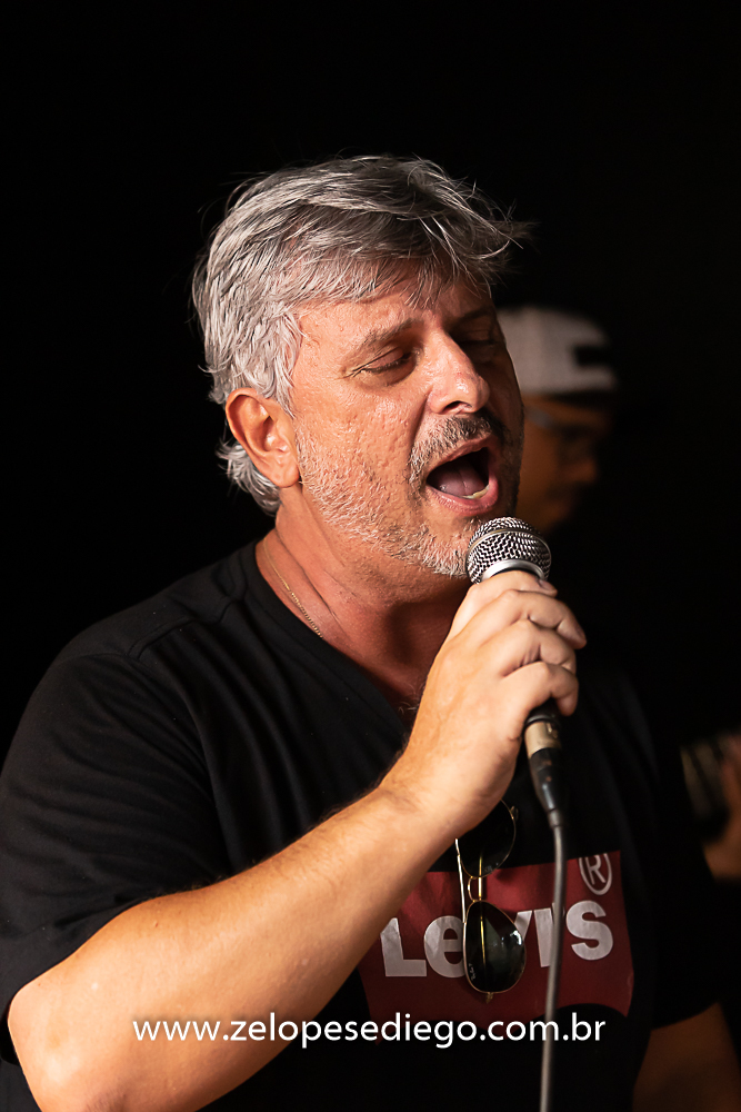 show-com-ze-lopes-e-diego-e-banda-na-confraternizacao-da-sorvetes-pimpinella-em-sertazinho-sp