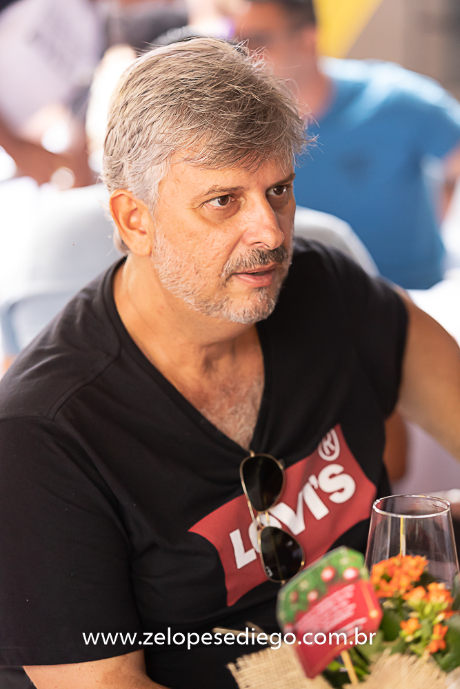 show-com-ze-lopes-e-diego-e-banda-na-confraternizacao-da-sorvetes-pimpinella-em-sertazinho-sp