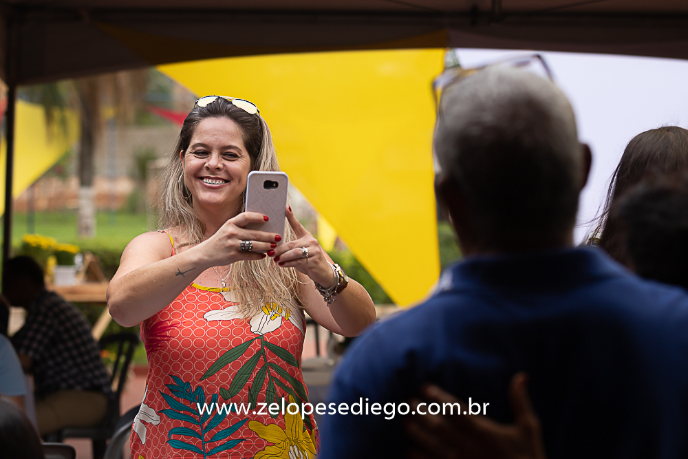 show-com-ze-lopes-e-diego-e-banda-na-confraternizacao-da-sorvetes-pimpinella-em-sertazinho-sp