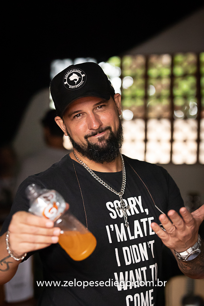 show-com-ze-lopes-e-diego-e-banda-na-confraternizacao-da-sorvetes-pimpinella-em-sertazinho-sp