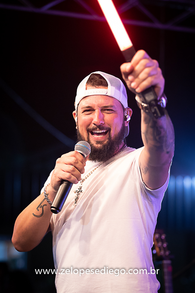 show-com-ze-lopes-e-diego-e-banda-na-mata-do-leao