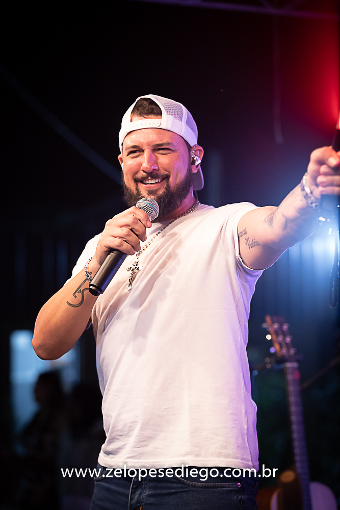 show-com-ze-lopes-e-diego-e-banda-na-mata-do-leao