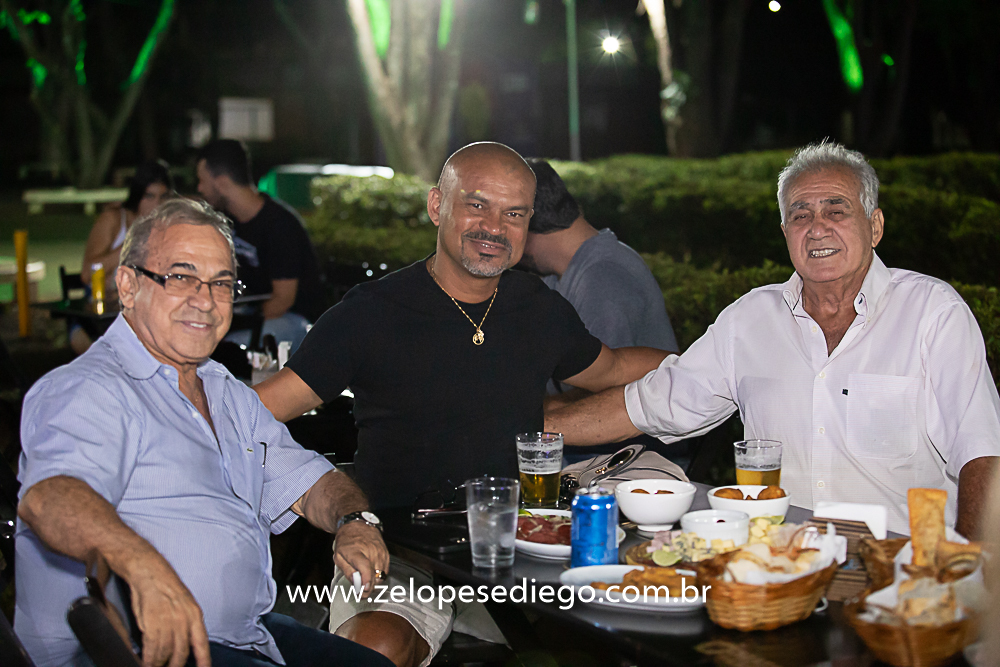 show-com-ze-lopes-e-diego-e-banda-na-mata-do-leao